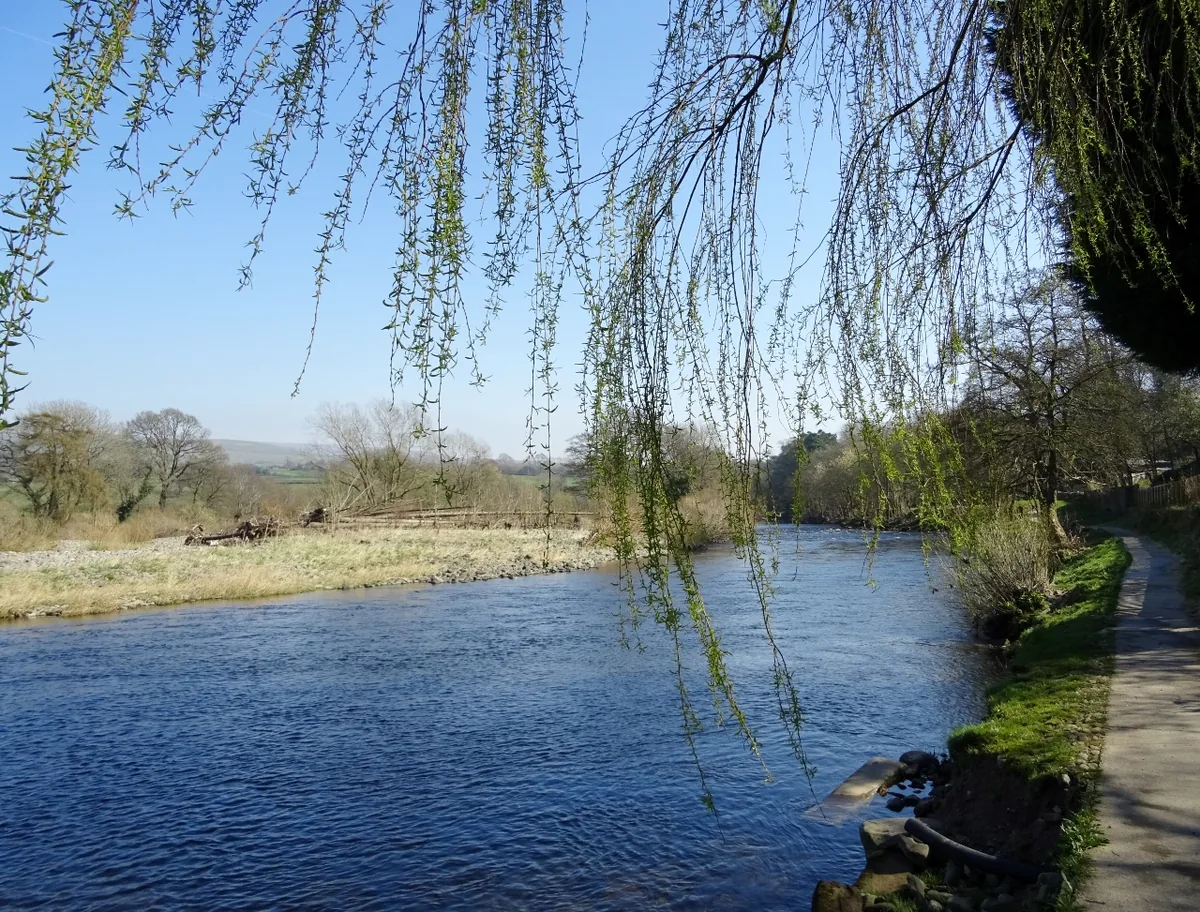 The River Lune flowing through the valley at Kirkby Lonsdale, Cumbria, near the Lancashire border.