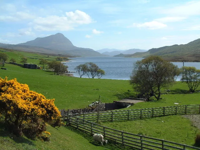 Photo of Loch Hope