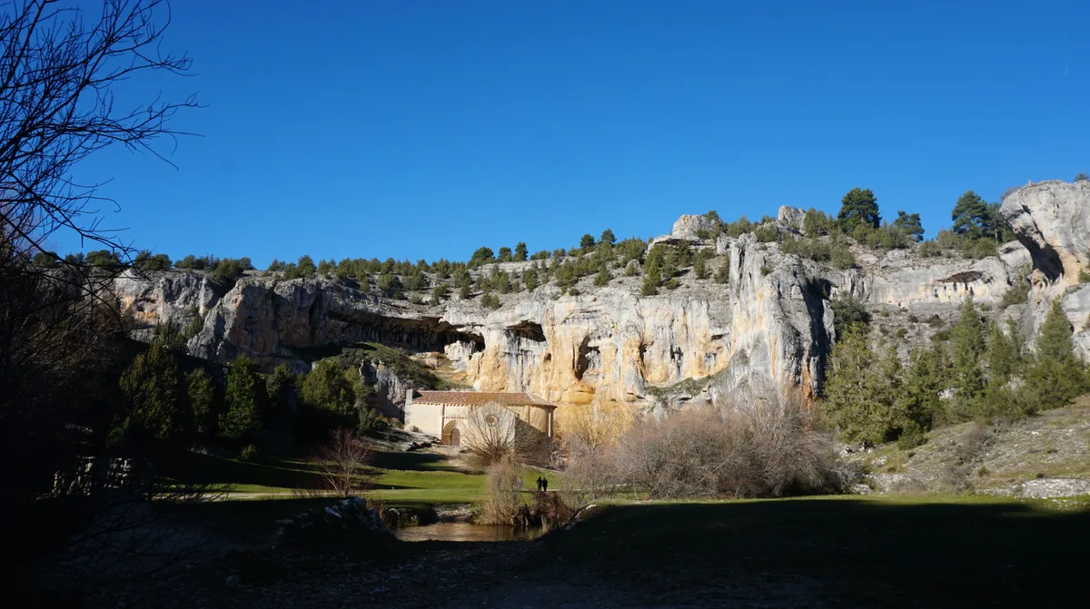 Río Ucero — Cañón del Río Lobos Soria con Ermita de San Bartolomé de Ucero