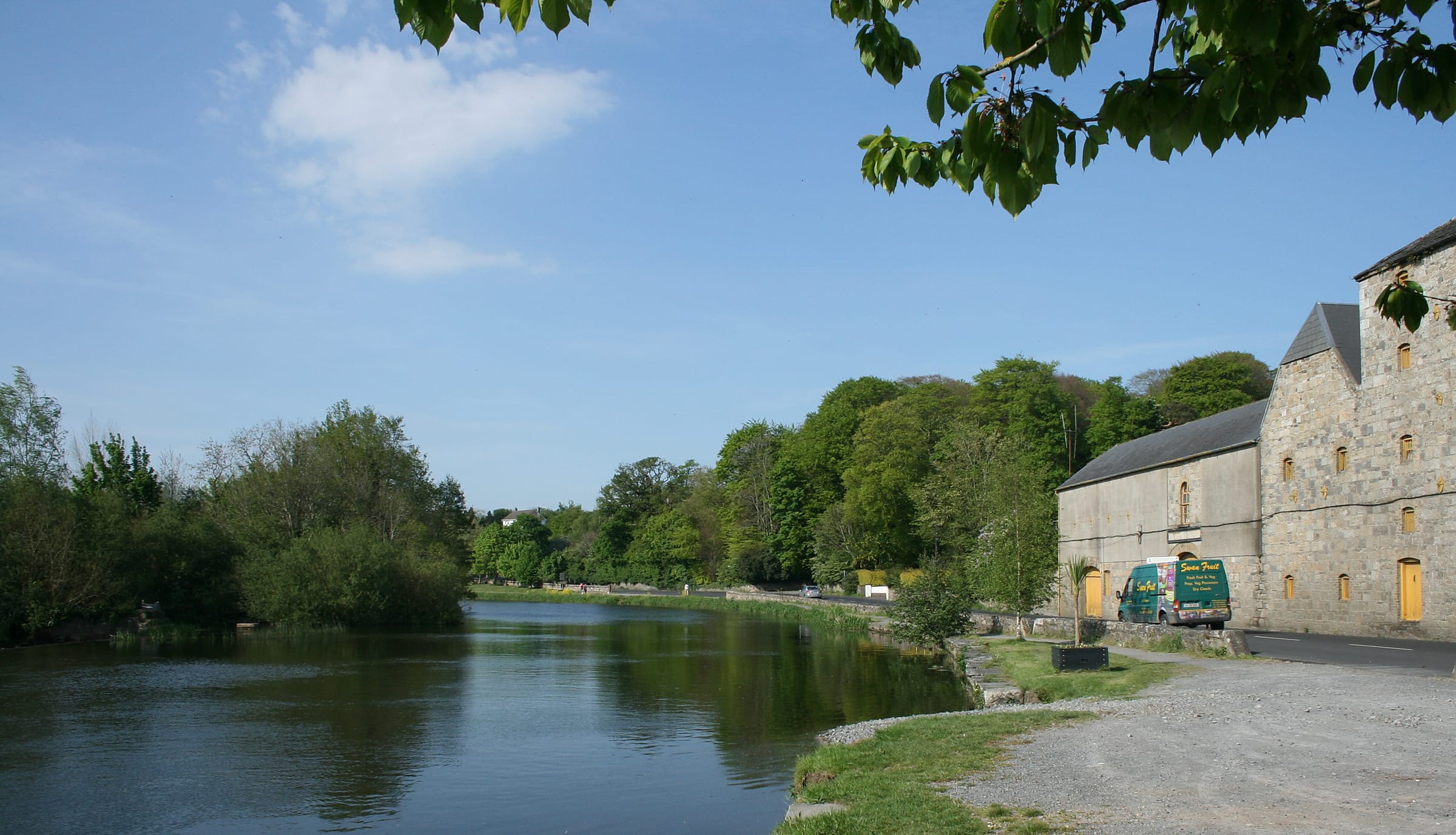 River Barrow flowing through open countryside near Ballymoon, County Carlow.